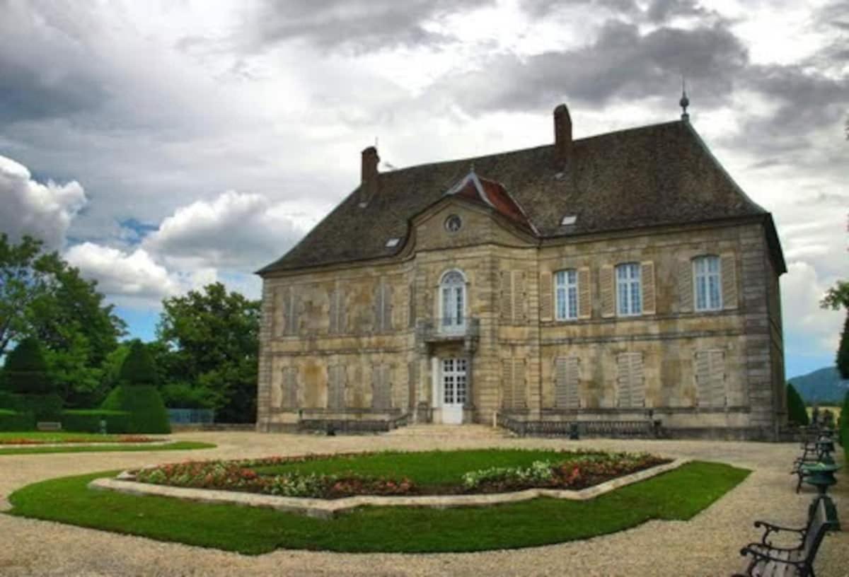 Gite 3 Etoiles "Entre Sources Et Riviere" Besancon Vaire-le-Grand Экстерьер фото